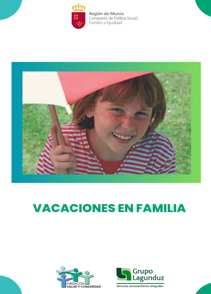 Díptico Vacaciones en Familia